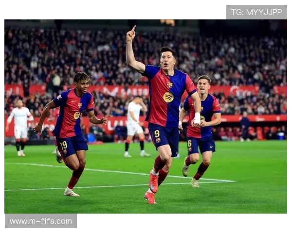 巴萨伤病潮缓解,莱万与拉菲尼亚复出强化锋线 巴萨伤病潮缓解,莱万与拉菲尼亚复出强化锋线