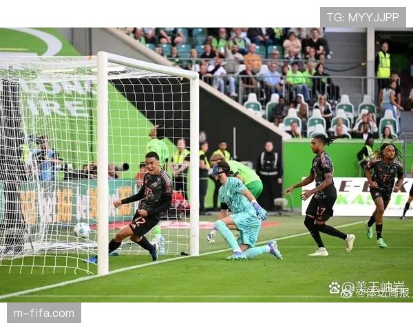 战术复盘：沃尔夫斯堡如何通过变阵343逼平拜仁慕尼黑