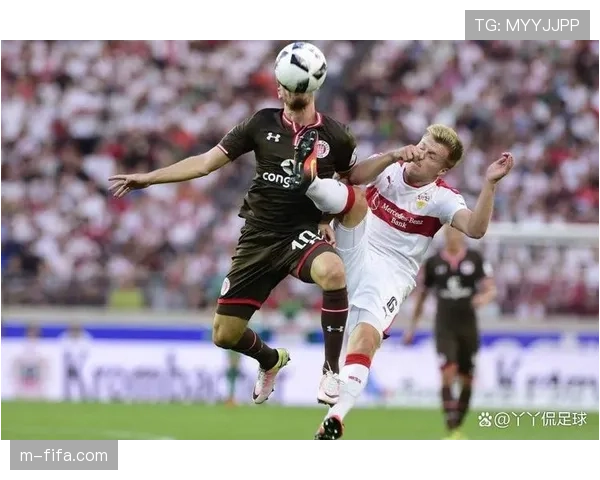 独家专访斯图加特主帅塞巴斯蒂安·赫内斯：谈球队本赛季的战术进化与年轻球员培养